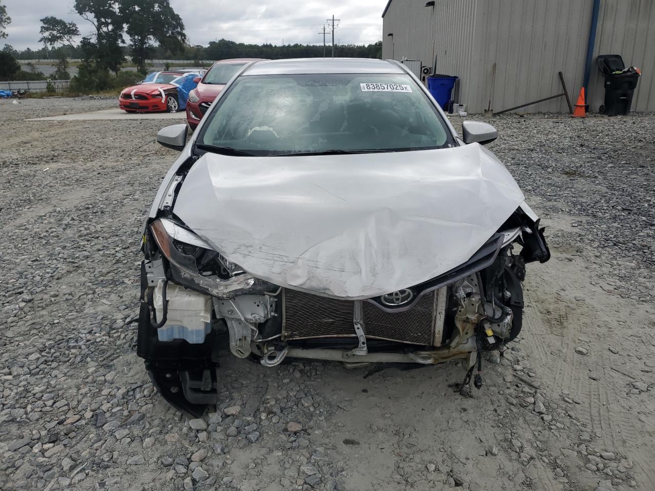 Toyota Corolla L Image 2