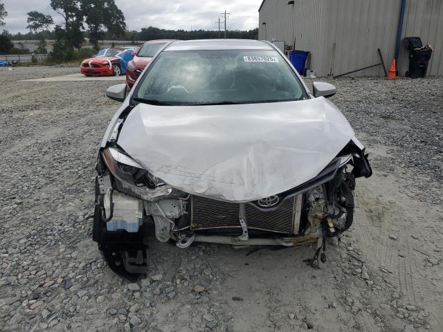 Toyota Corolla L Image 2