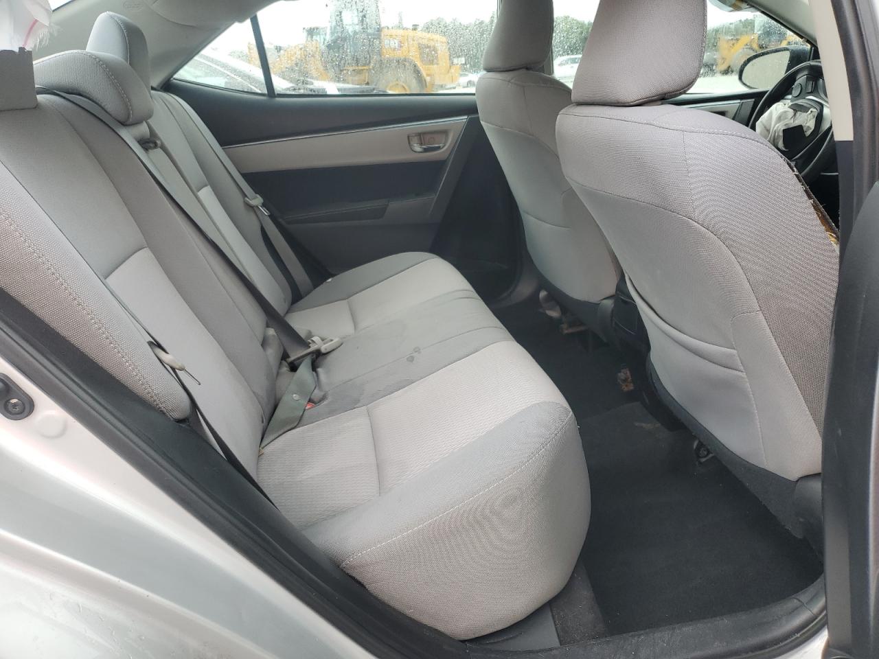 Toyota Corolla L Image 5