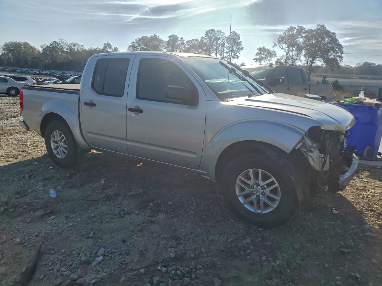 Nissan Frontier S Image 12
