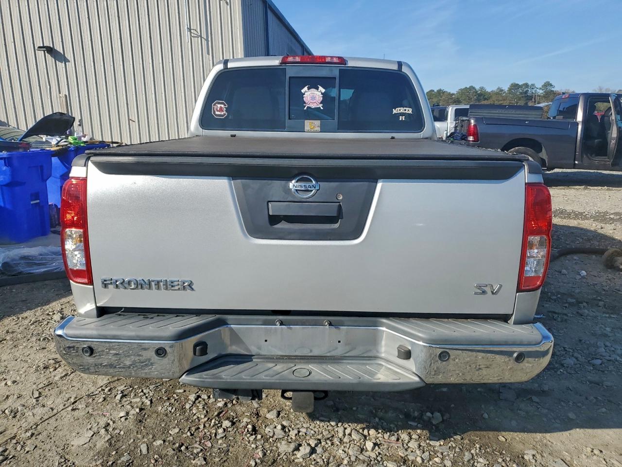 Nissan Frontier S Image 5