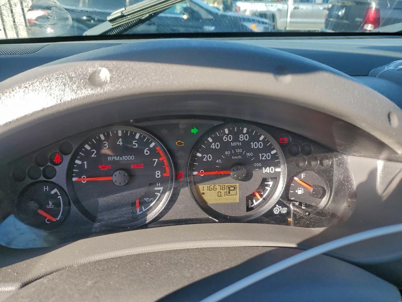 Nissan Frontier S Image 8