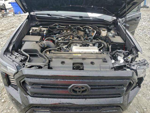 Toyota Tacoma Double Cab Image 9