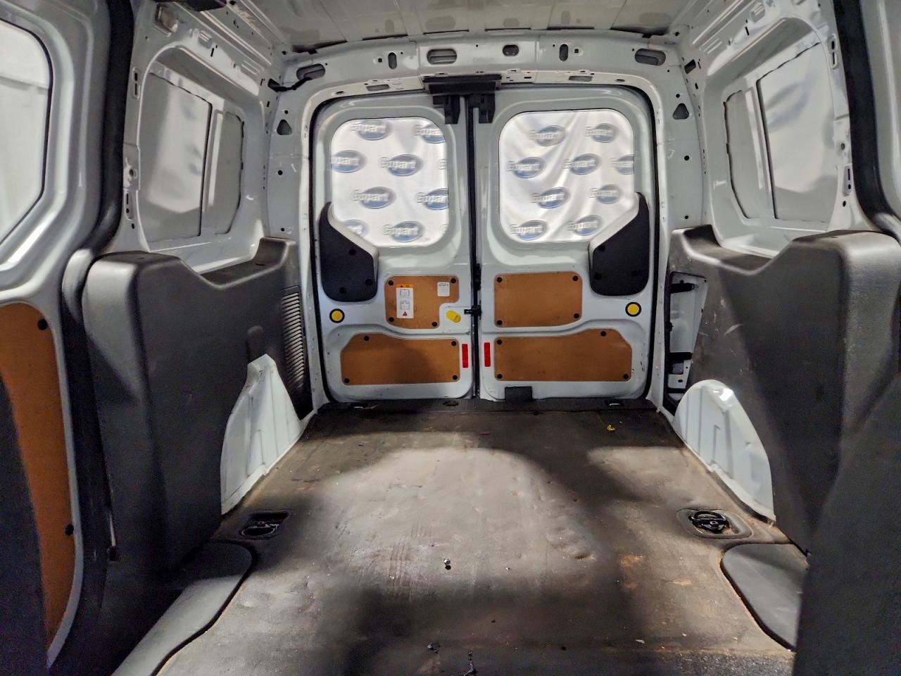 Ford Transit Xlt Image 4