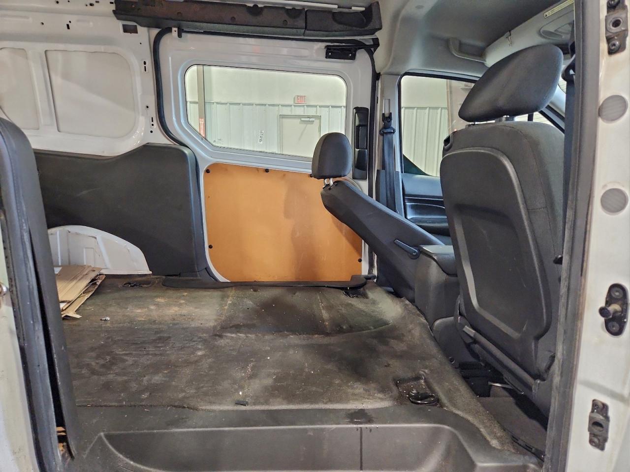 Ford Transit Xlt Image 9