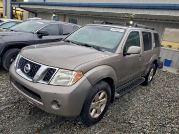  Salvage Nissan Pathfinder