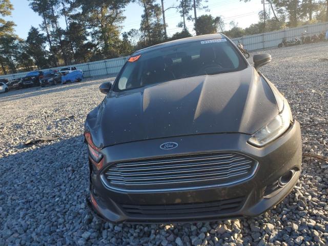 Ford Fusion Se Image 7