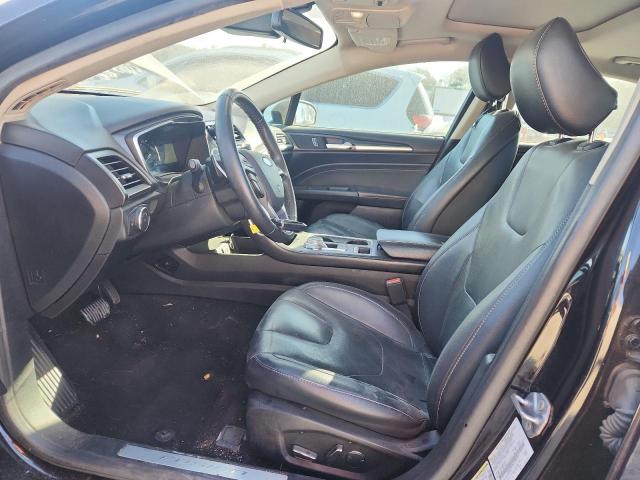 Ford Fusion Titanium Image 2