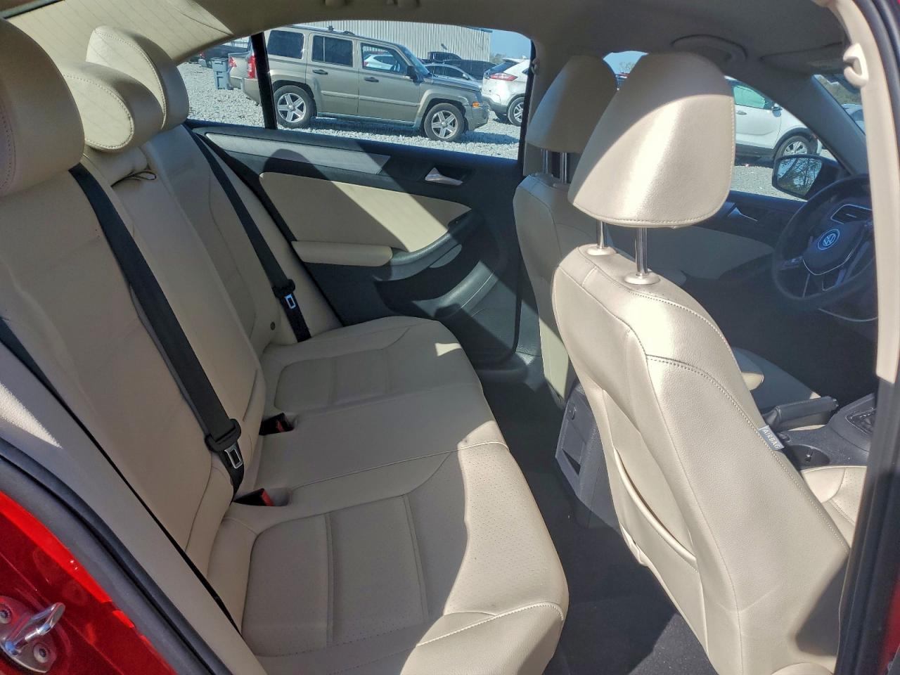 Volkswagen Jetta Se Image 11