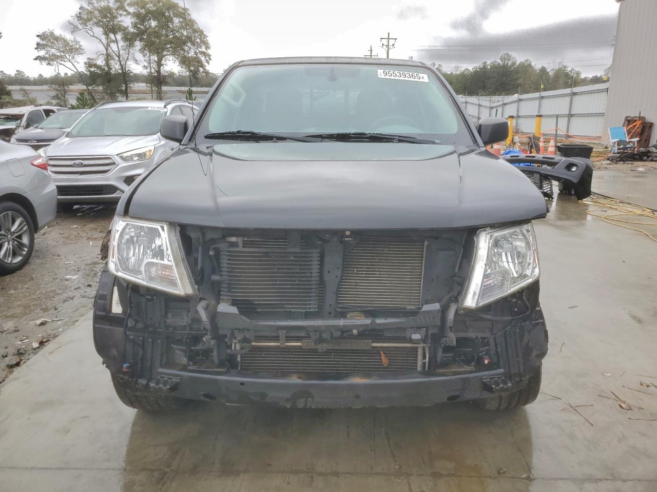 Nissan Frontier S Image 13