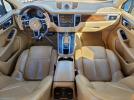 Porsche Macan S Image 8