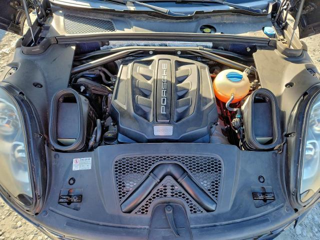 Porsche Macan S Image 12