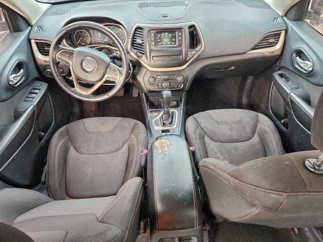 Jeep Grand Cherokee Latitude Image 8