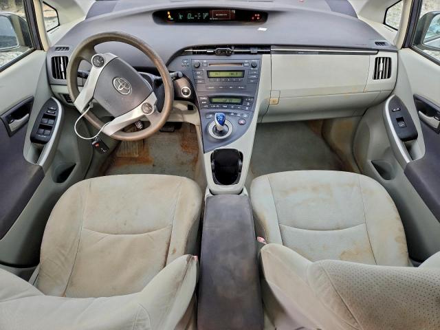 Toyota Prius Image 6