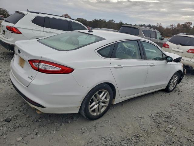 Ford Fusion Se Image 2