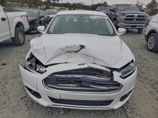 Ford Fusion Se Image 3