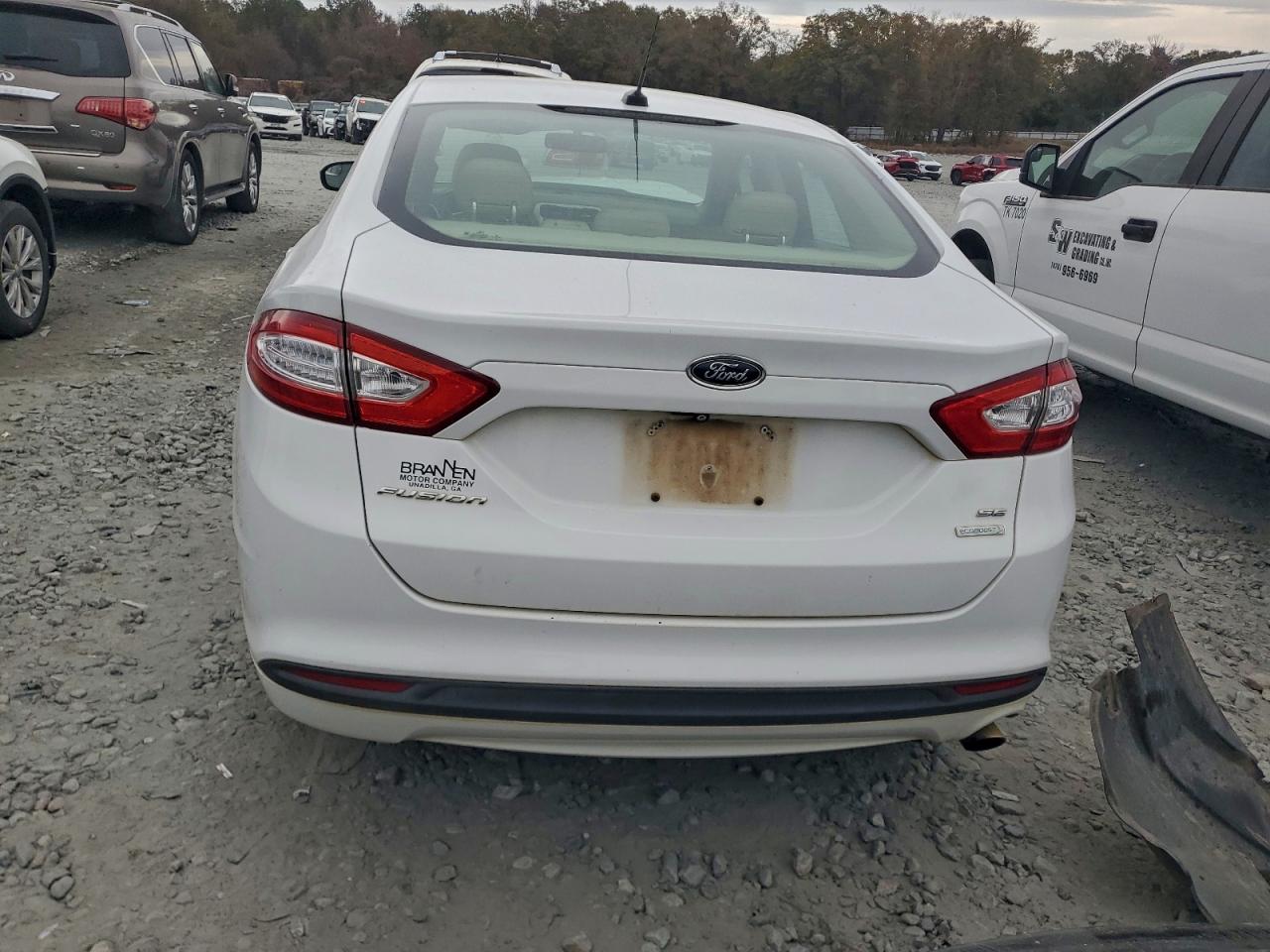 Ford Fusion Se Image 7