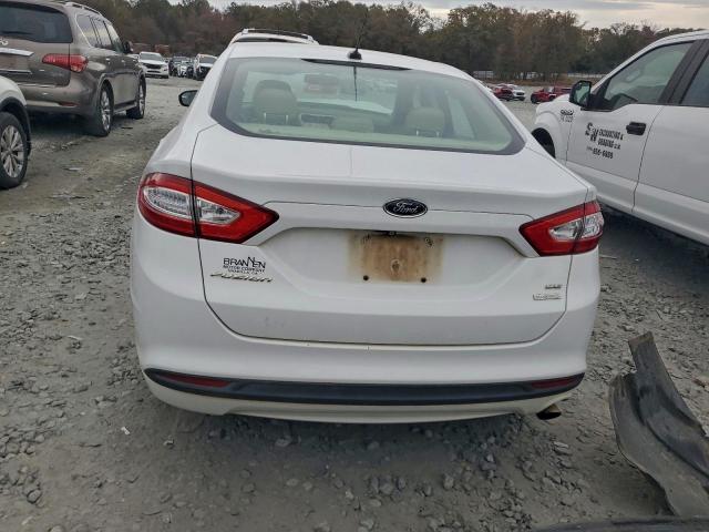 Ford Fusion Se Image 7