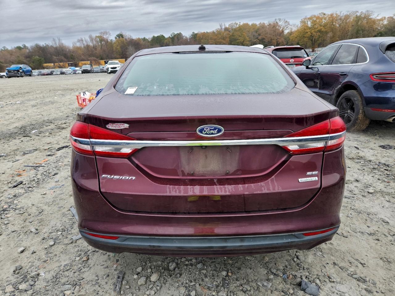 Ford Fusion Se Image 3