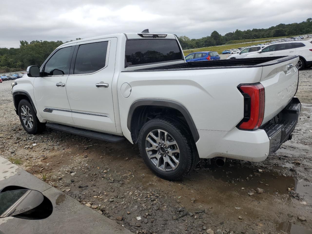 Toyota Tundra Crewmax Platinum Image 6