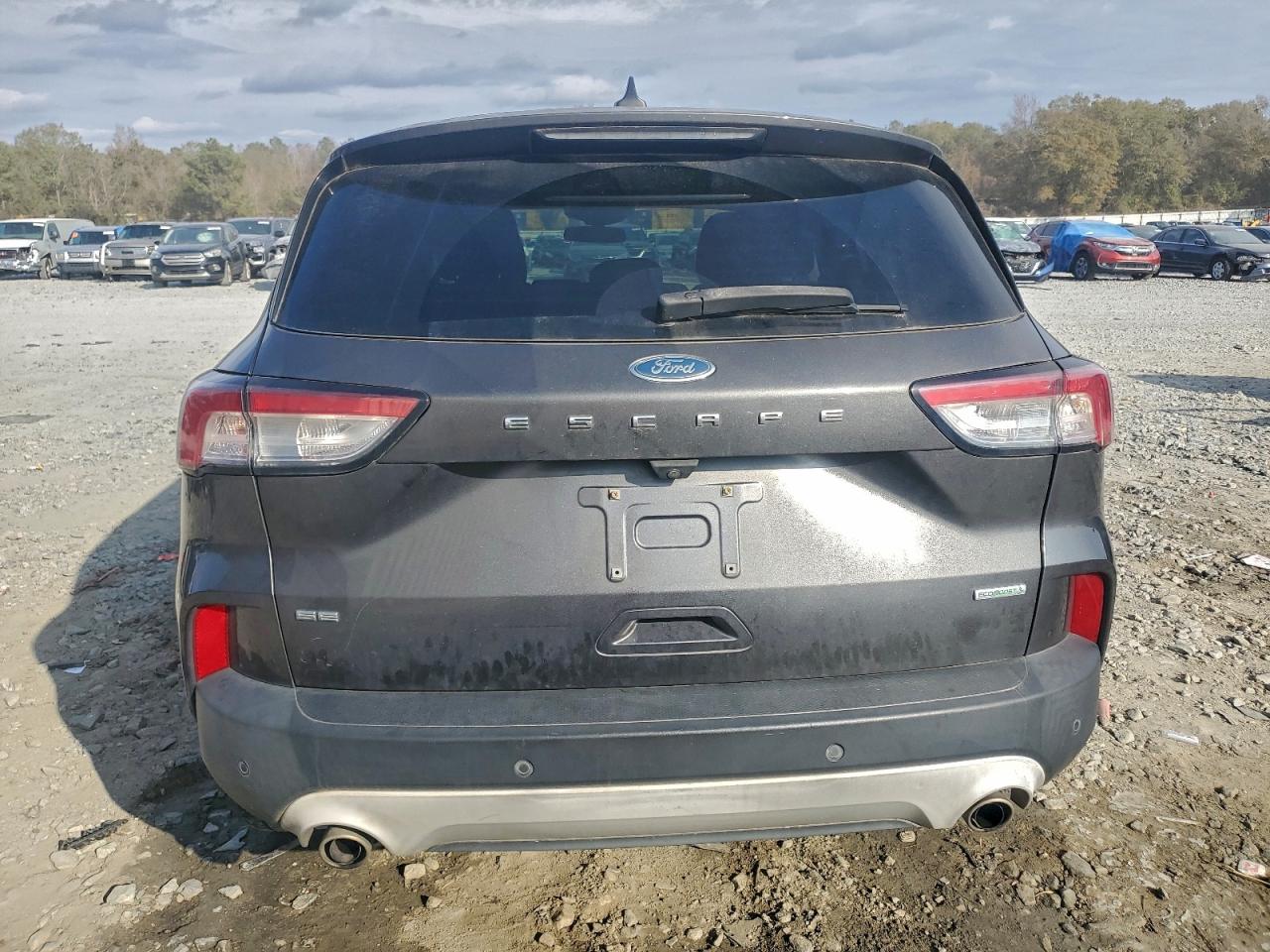 Ford Escape Se Image 3