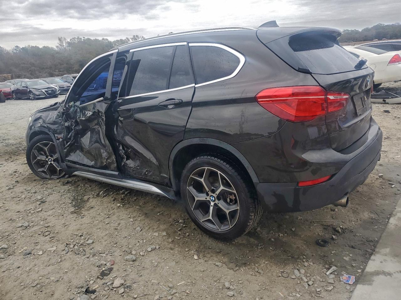 BMW X Series Xdrive28i Image 10