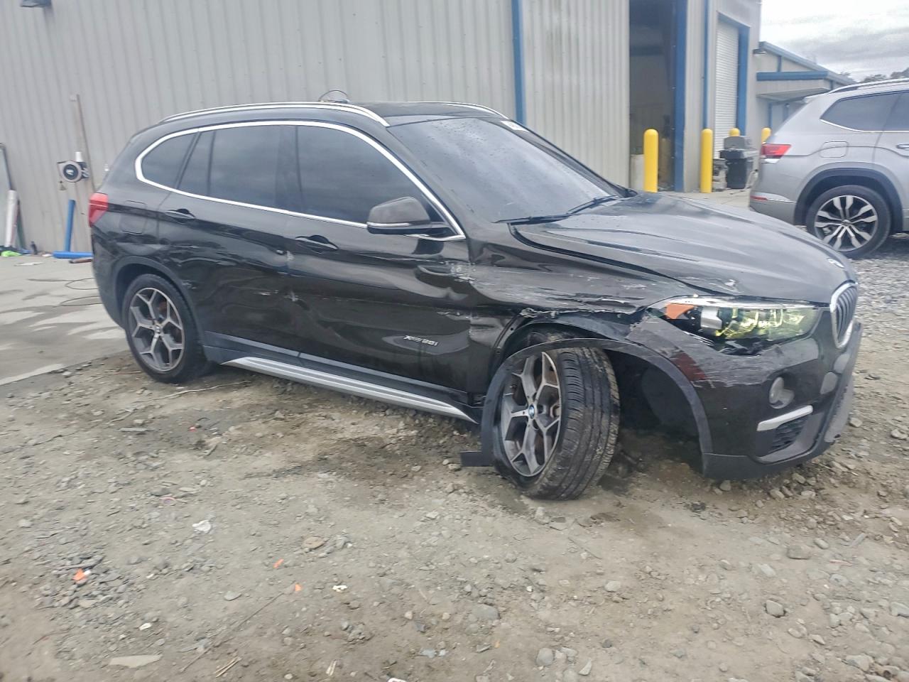 BMW X Series Xdrive28i Image 12