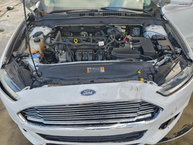Ford Fusion Se Image 5