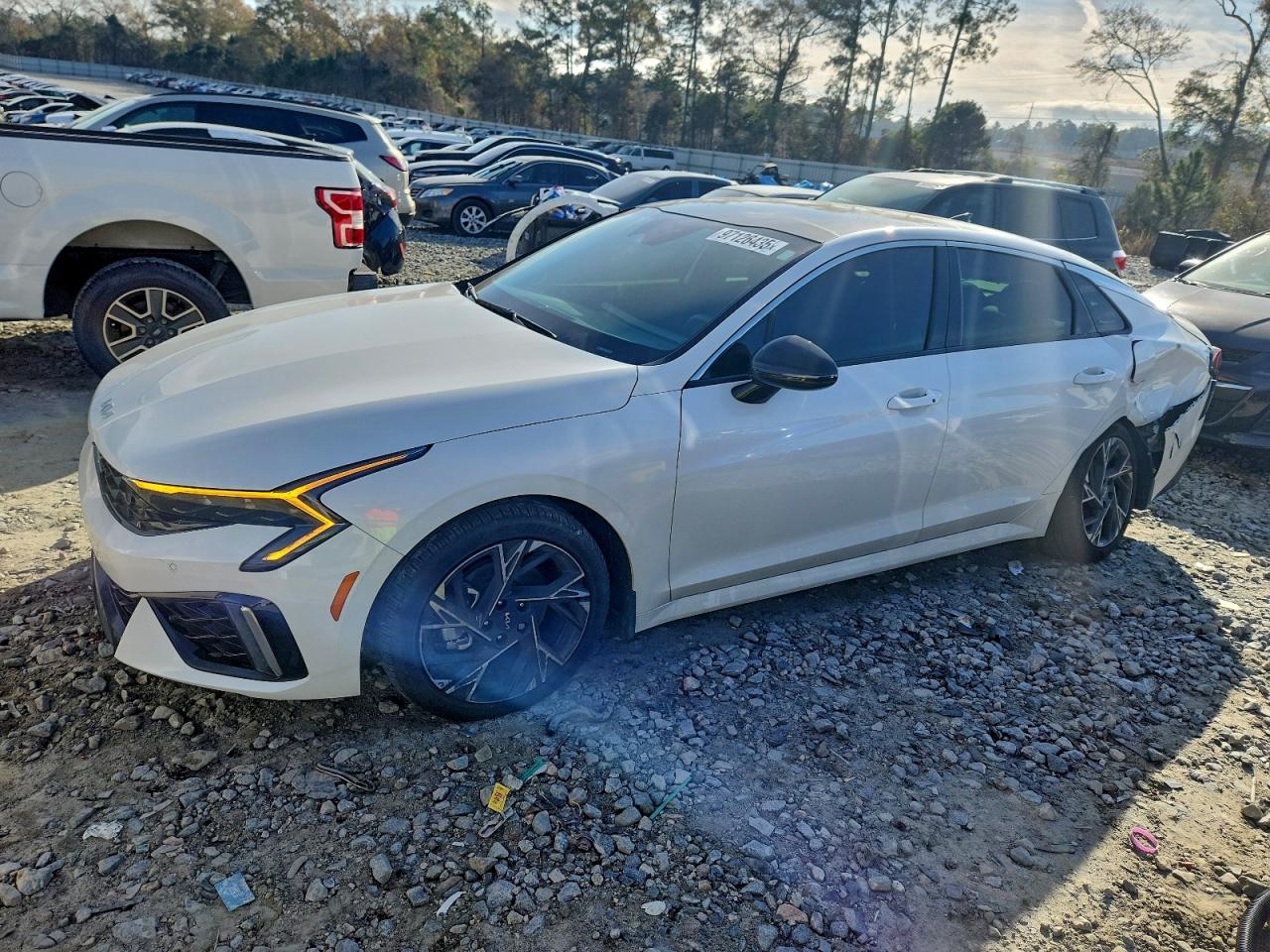 Kia K5 Gt Line Image 1