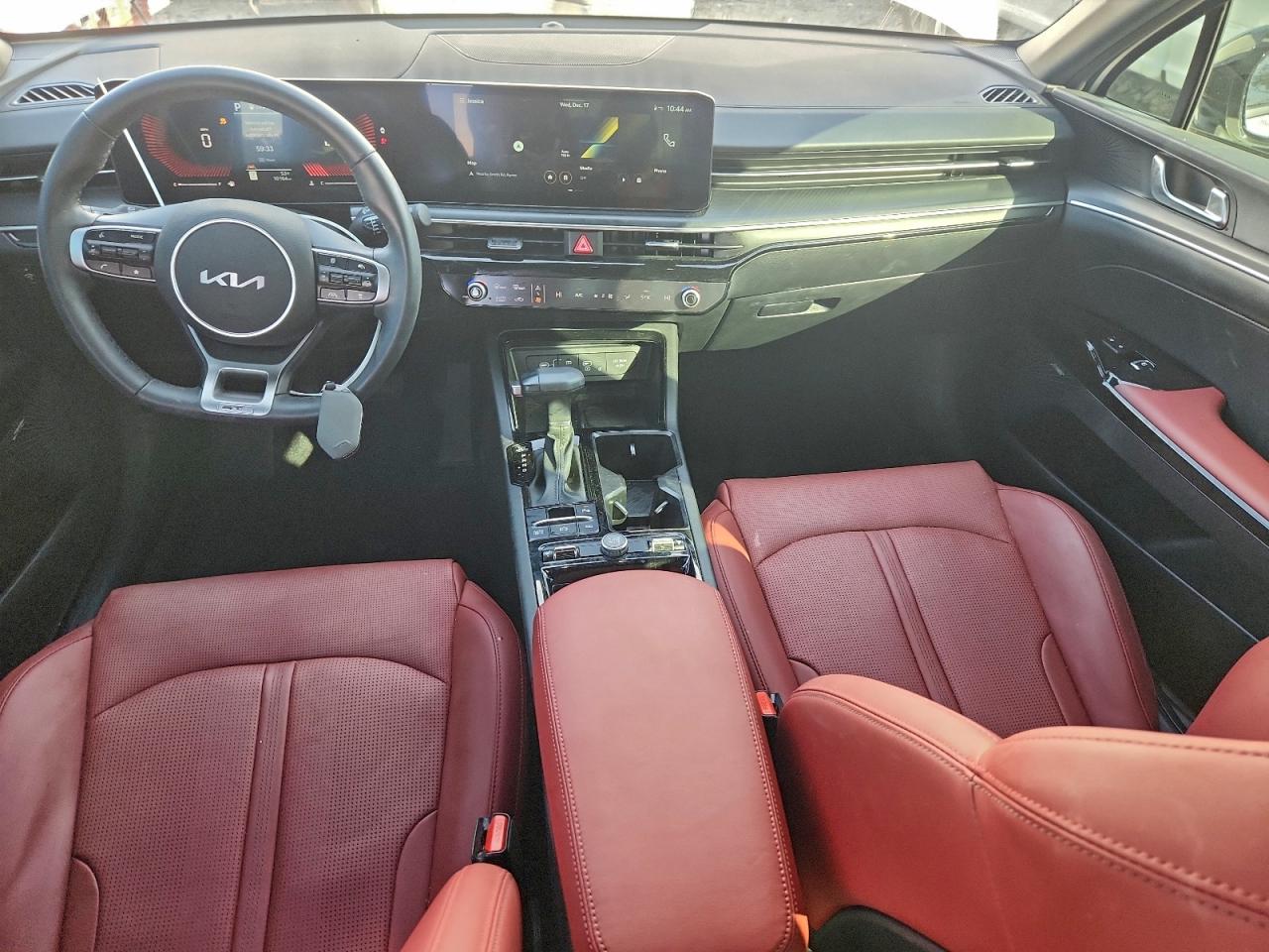 Kia K5 Gt Line Image 6