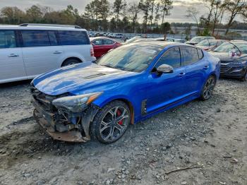  Salvage Kia Stinger