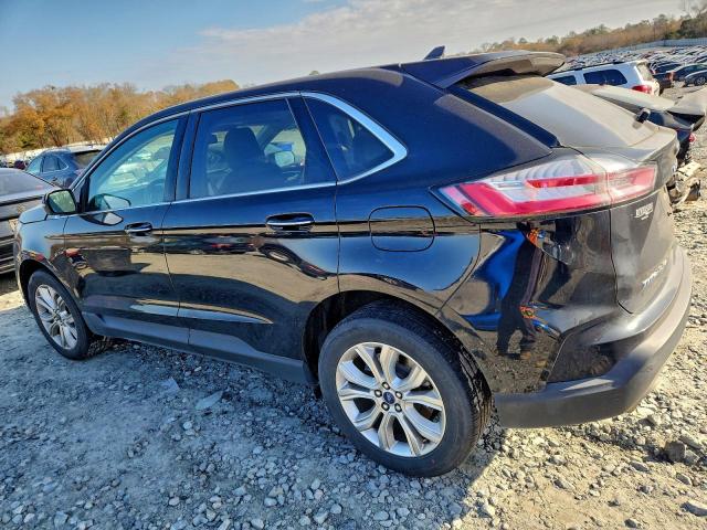 Ford Edge Titanium Image 11