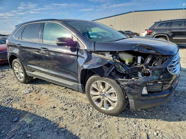 Ford Edge Titanium Image 12