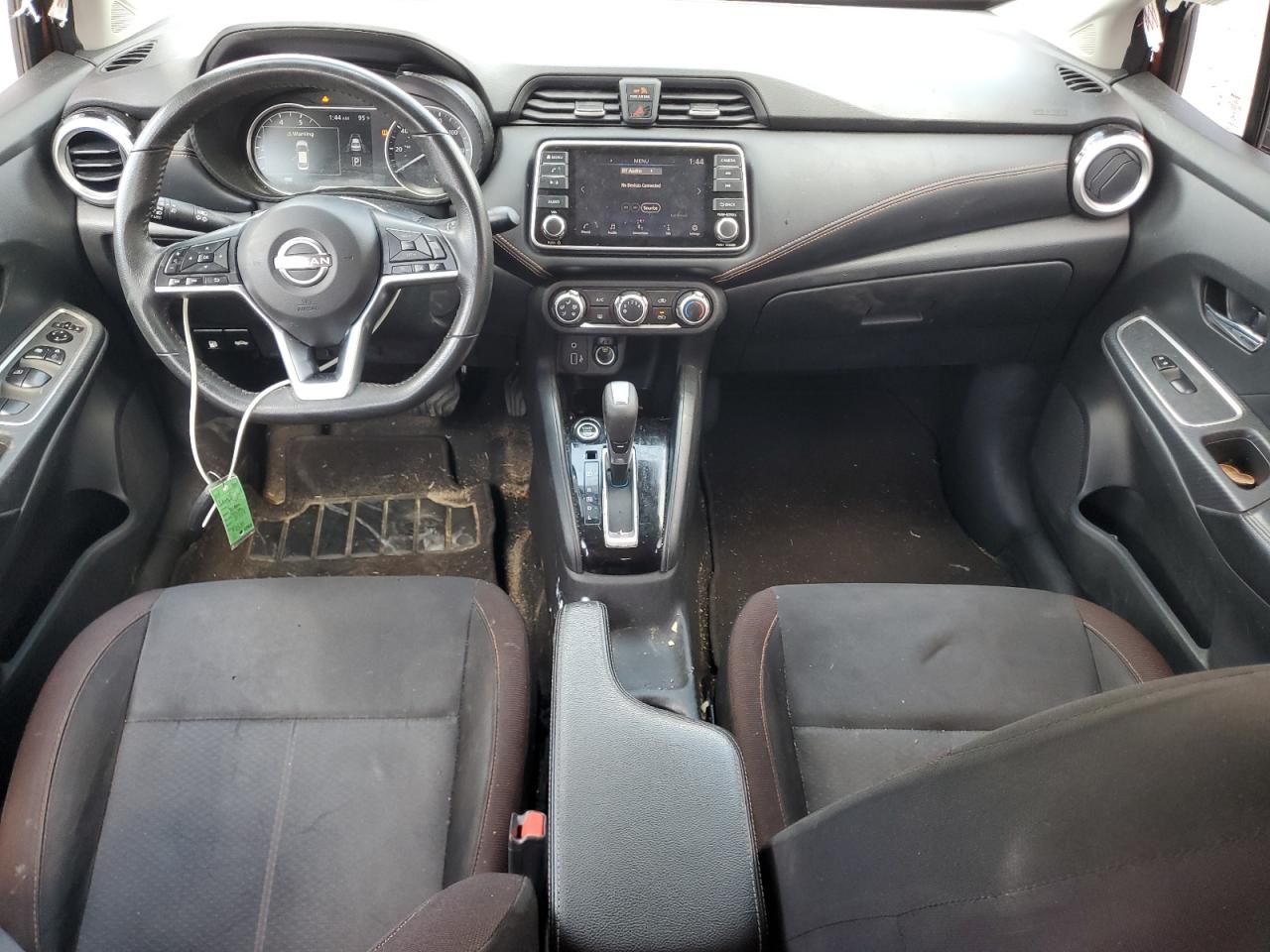 Nissan Versa Sr Image 11