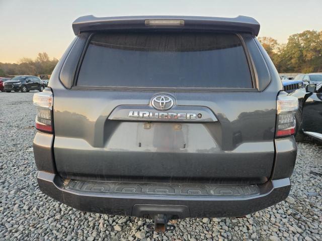 Toyota 4Runner Sr5 Image 3