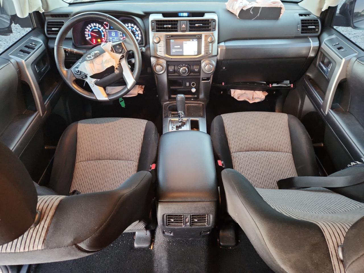 Toyota 4Runner Sr5 Image 12