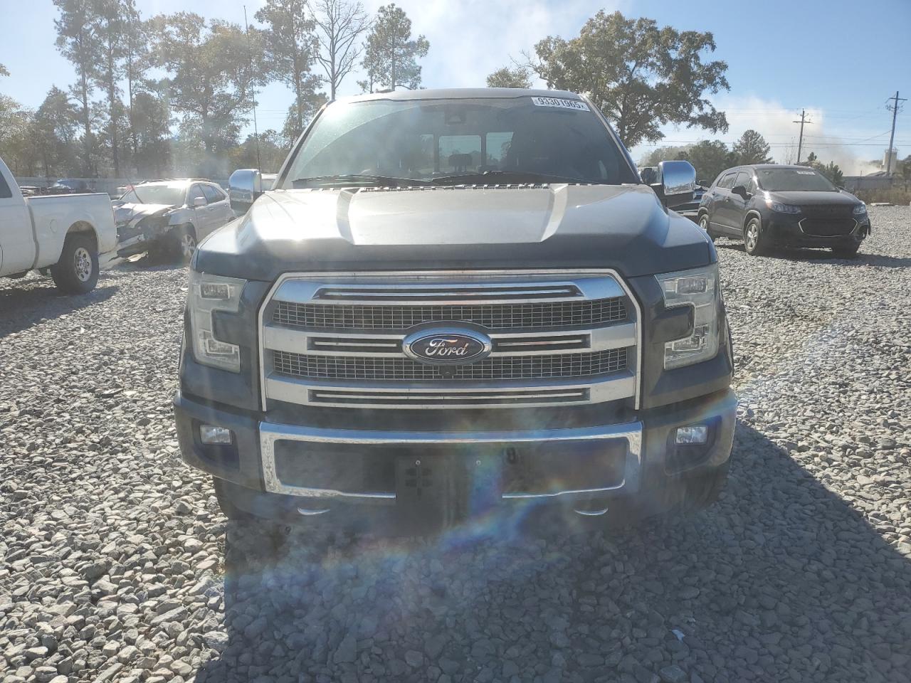 Ford F-150 Supercrew Image 9