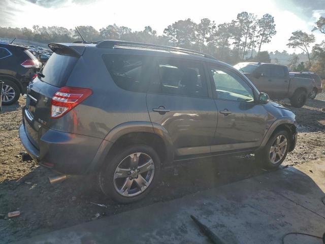 Toyota RAV4 Sport Image 4