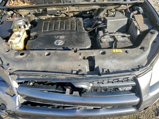 Toyota RAV4 Sport Image 11