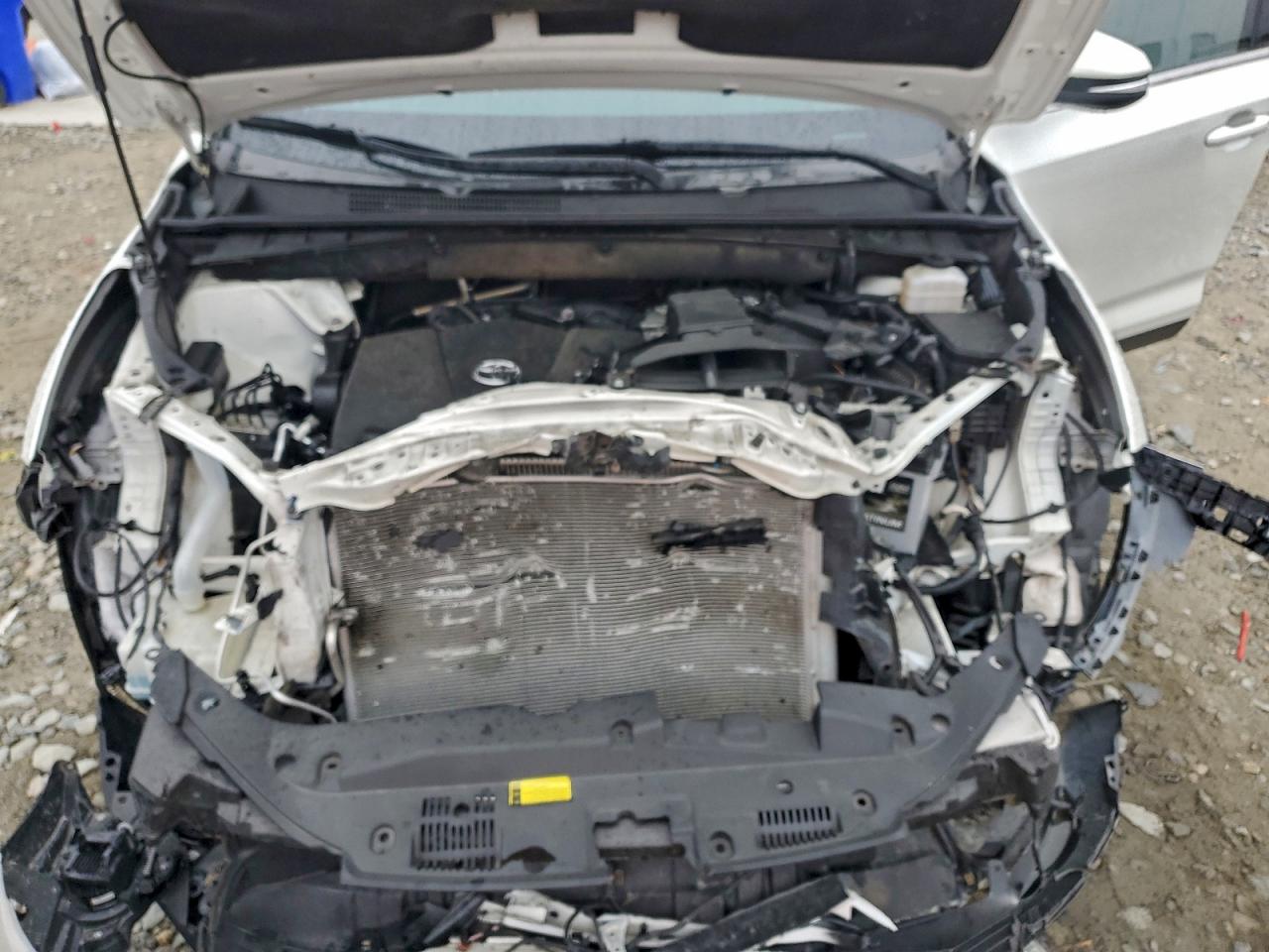 Toyota Highlander Se Image 12