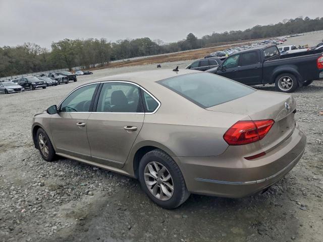 Volkswagen Passat S Image 2