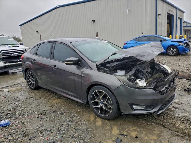 Ford Focus Se Image 8