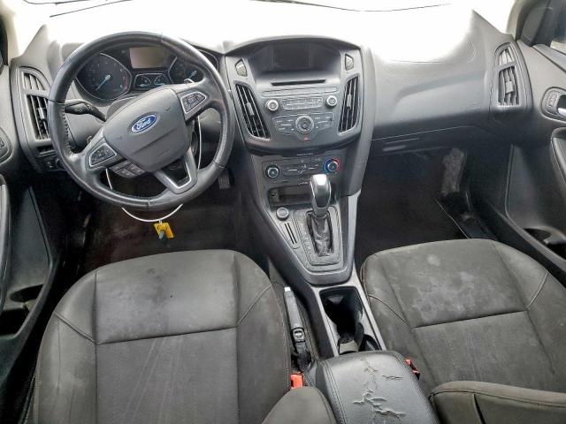 Ford Focus Se Image 6