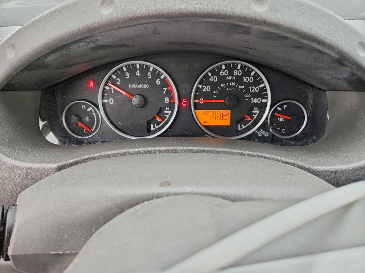 Nissan Frontier S Image 7