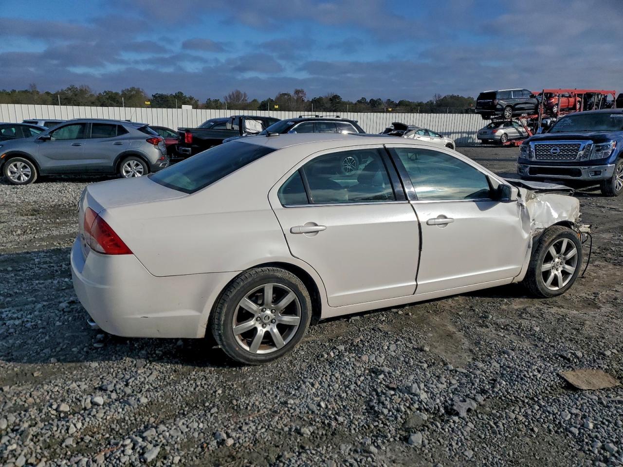 Mercury Milan Premier Image 10