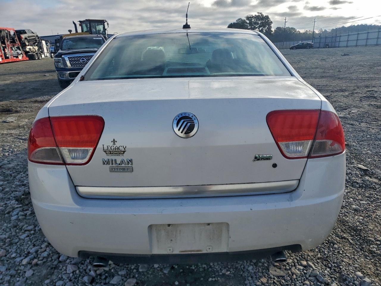 Mercury Milan Premier Image 4