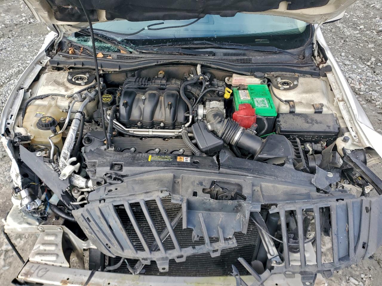 Mercury Milan Premier Image 12