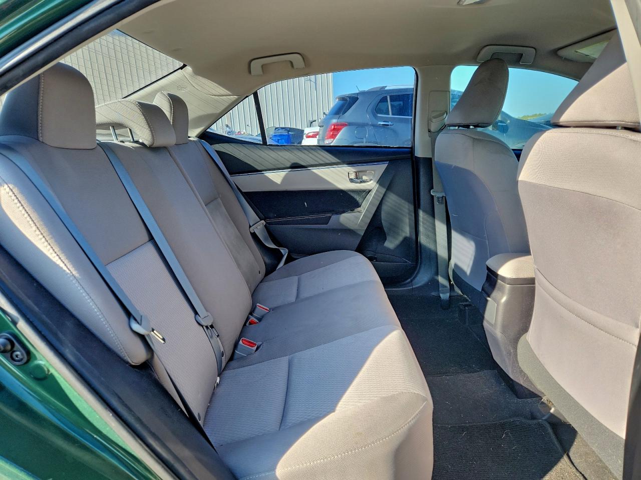 Toyota Corolla L Image 7