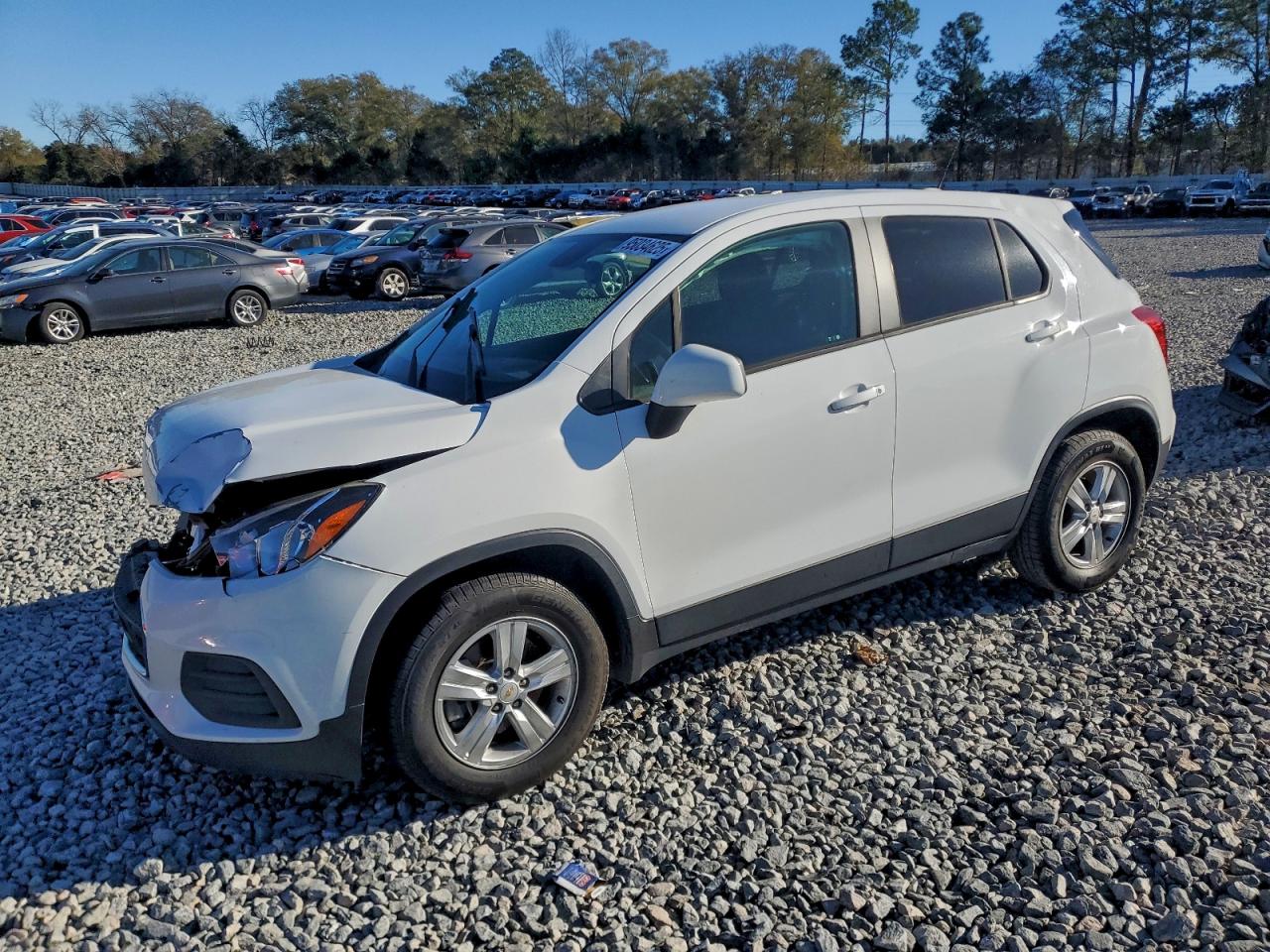 Chevrolet Trax Ls Image 1