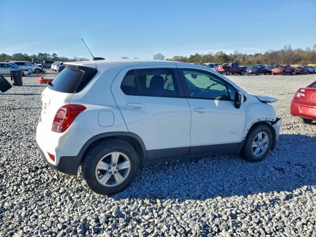 Chevrolet Trax Ls Image 3